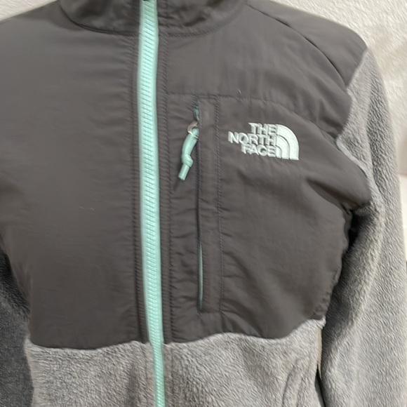 North Face Fleece Jacket - Picture 2 of 3